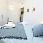 Real Italian Estate - Sunrise Genoa Suite