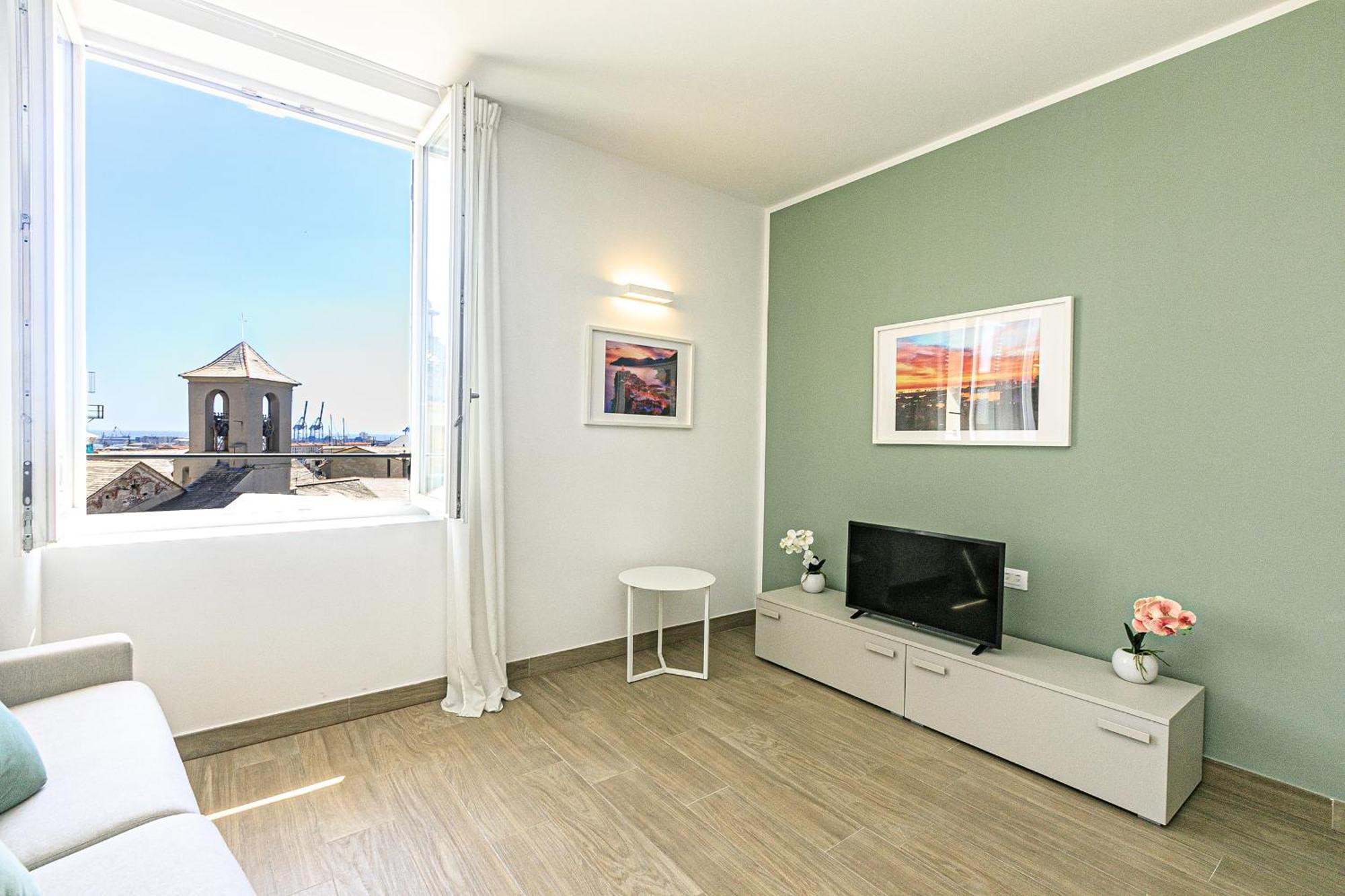 Real Italian Estate - Sunrise Apartment