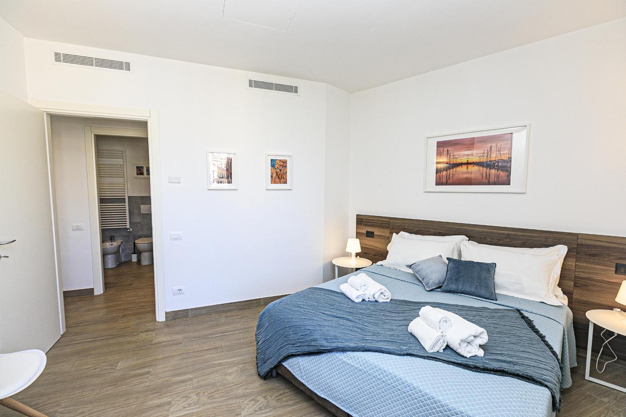 Real Italian Estate - Sunrise Apartment