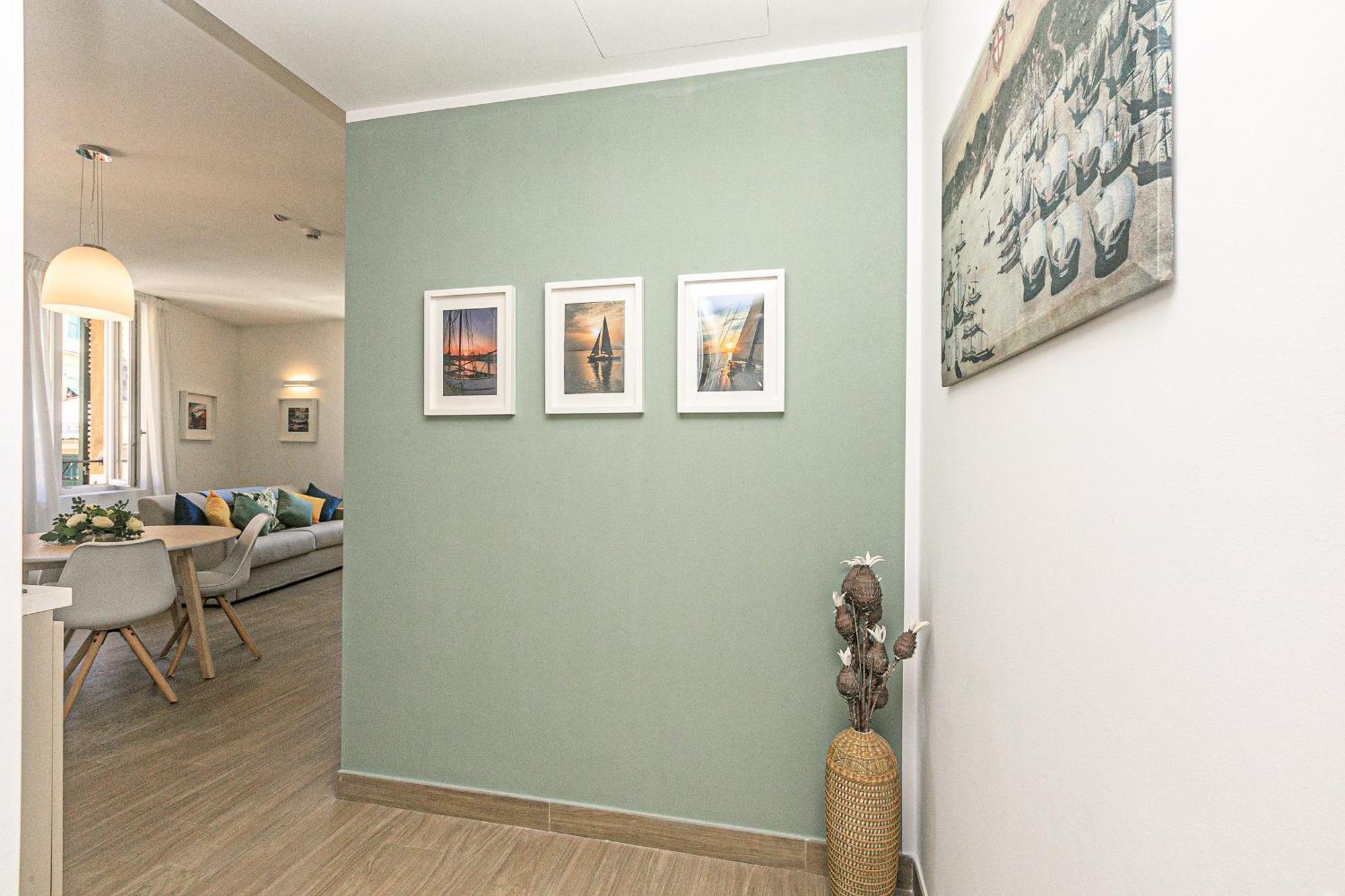 Apartment Real Italian Estate - Sunrise Genua
