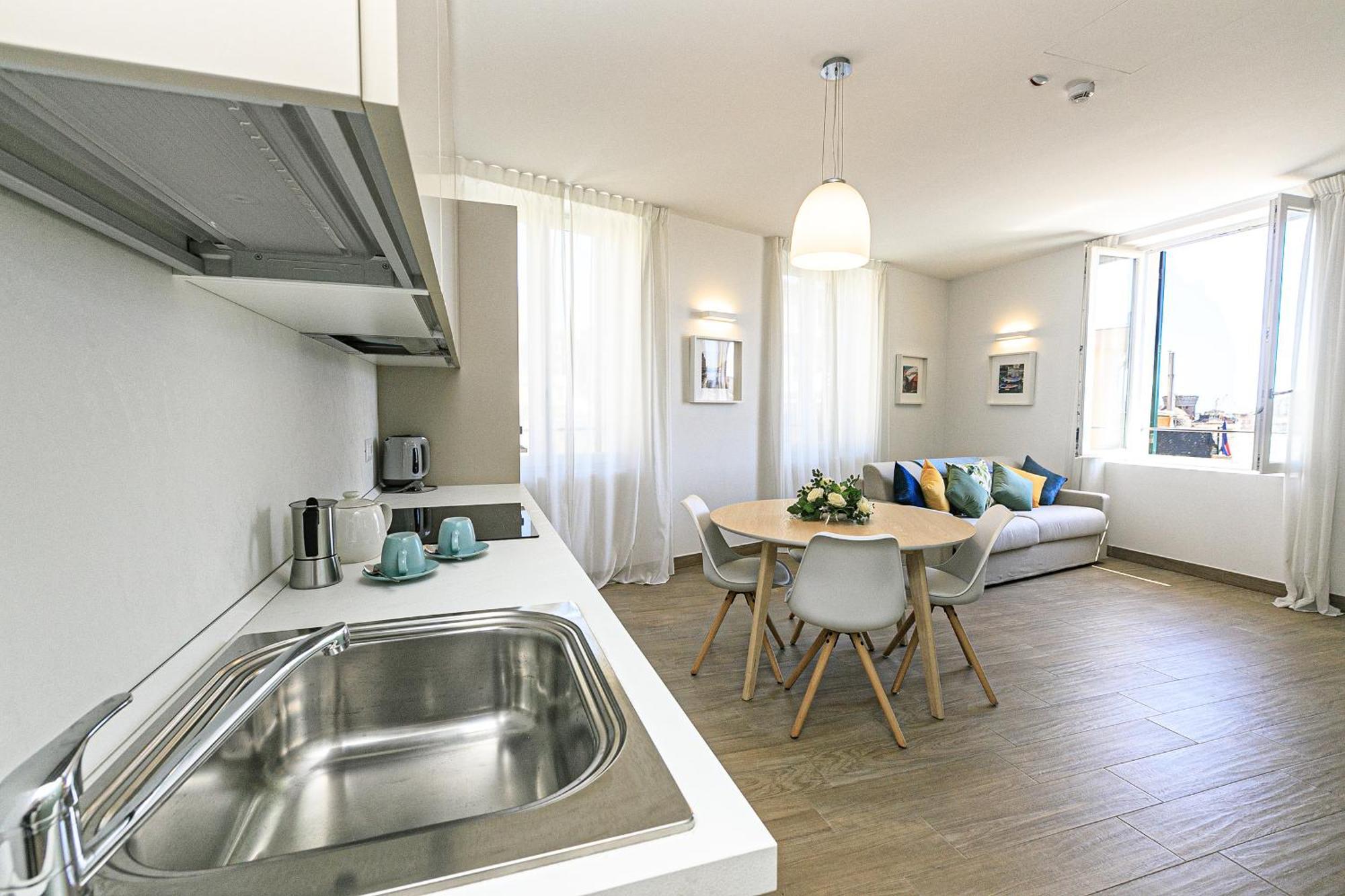 Real Italian Estate - Sunrise Apartment *