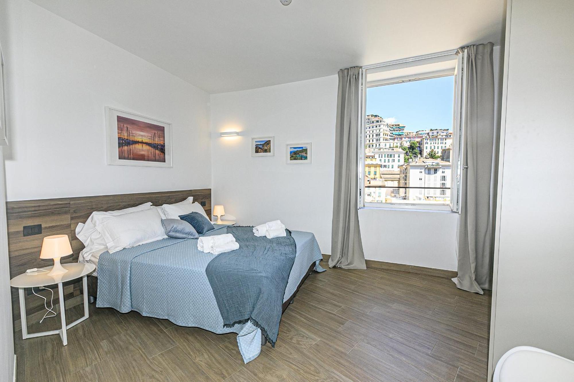 Apartment Real Italian Estate - Sunrise Genua